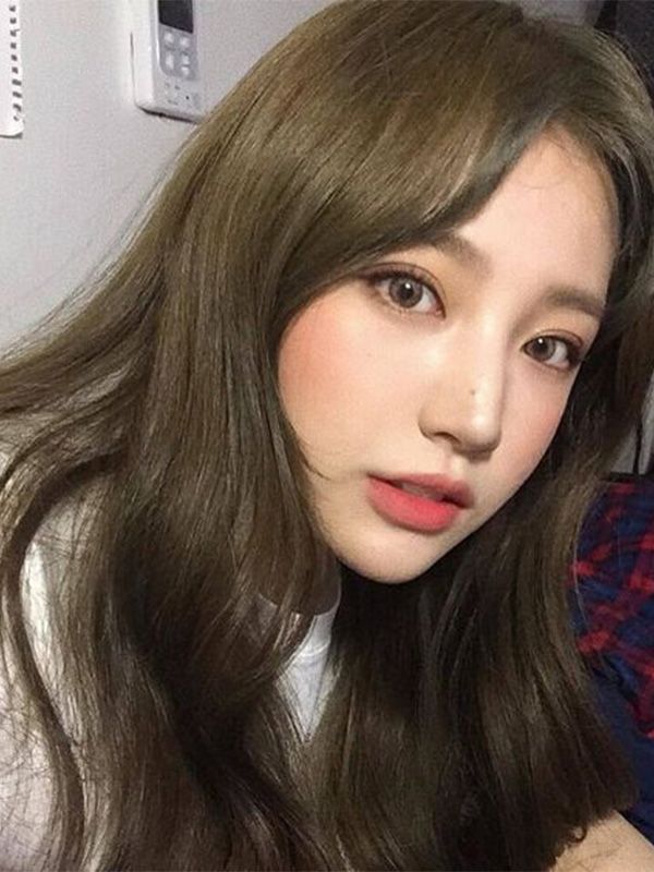 20221103_fnszzpc9txa2wpkbwkipvlzj Mái tóc nhuộm màu rêu